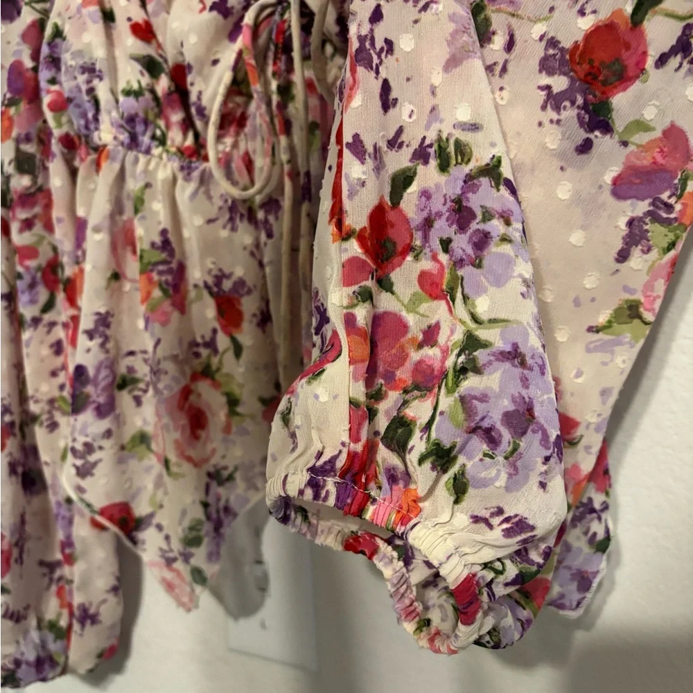 Floral Ruffle Blouse - Picture 5 of 5
